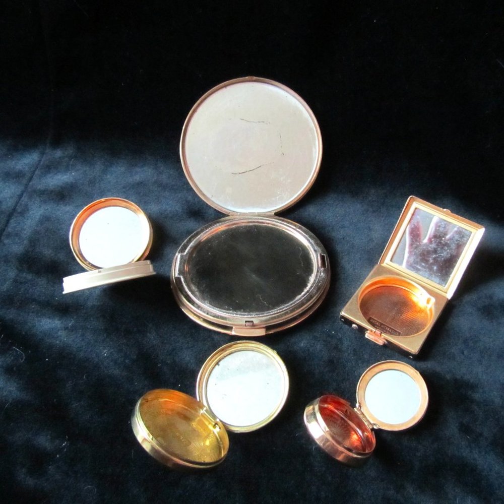 Vintage 40s 50s Bundle of 5 Powder Makeup Compacts